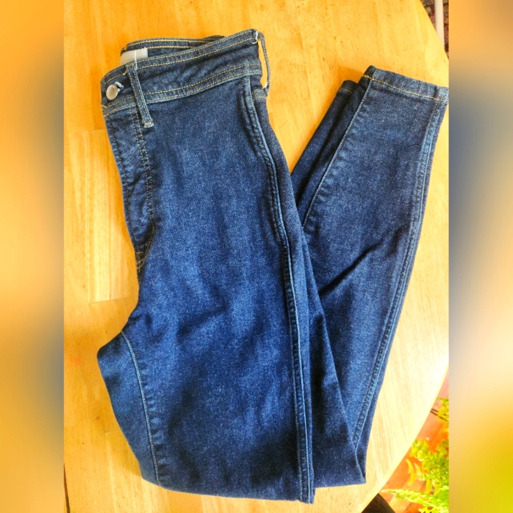 High rise skinny jean